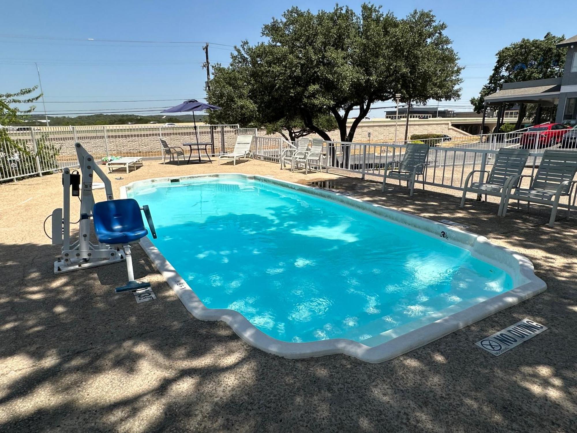 Hillview Inn At Six Flags Fiesta San Antonio Ngoại thất bức ảnh