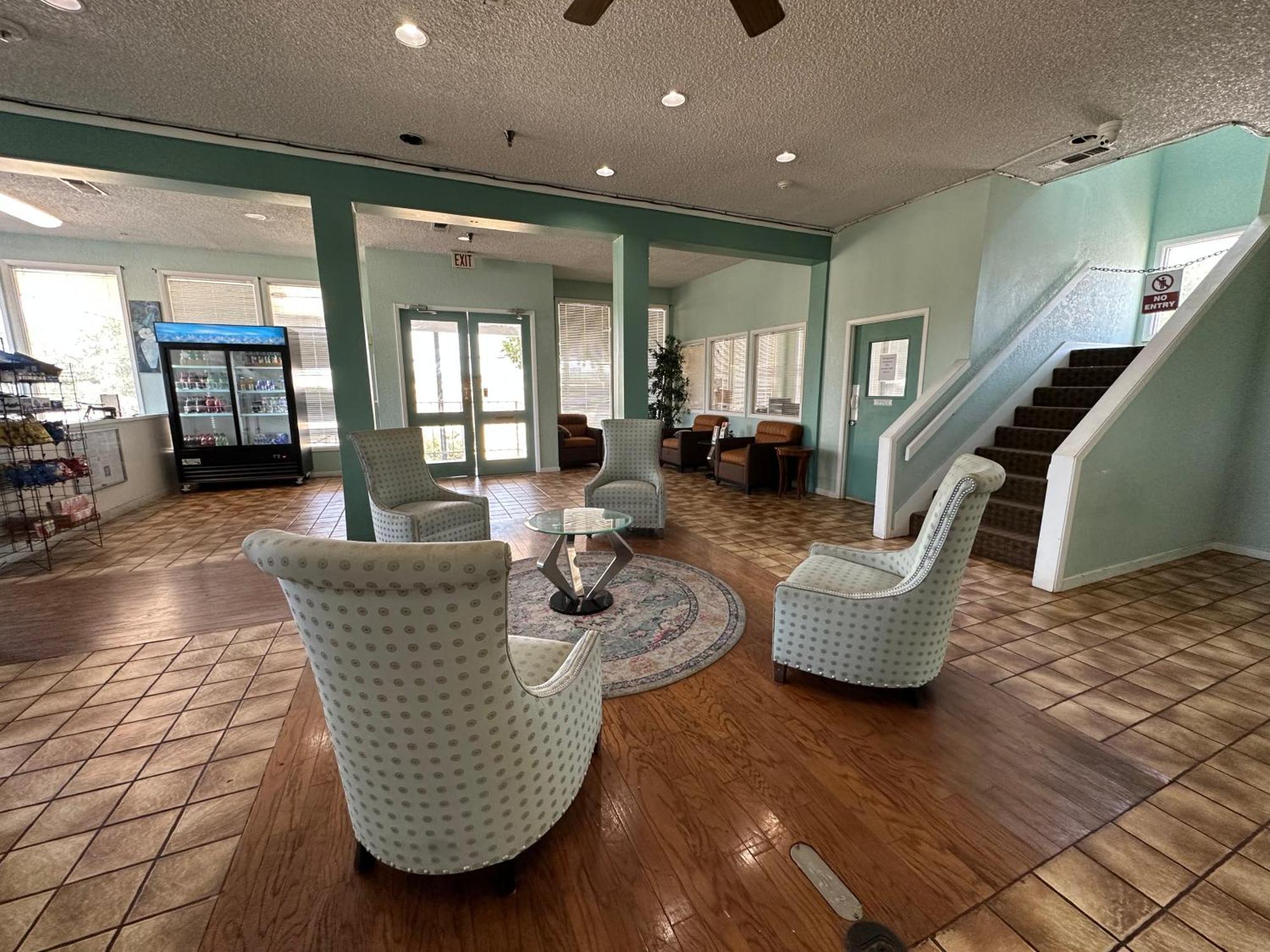 Hillview Inn At Six Flags Fiesta San Antonio Ngoại thất bức ảnh