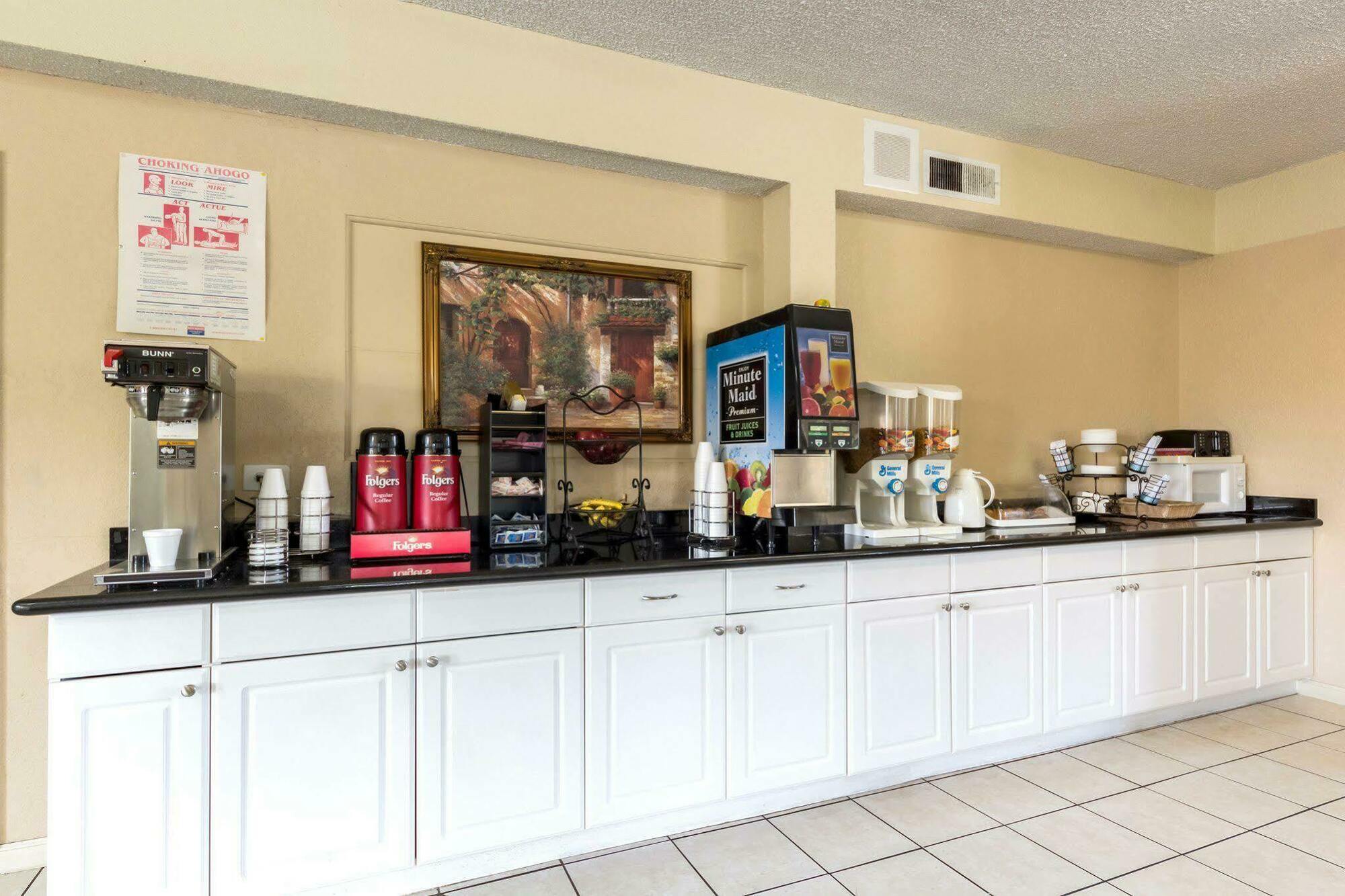 Hillview Inn At Six Flags Fiesta San Antonio Ngoại thất bức ảnh